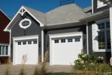 5 Reasons Why Now is the Time to Get a New Garage Door