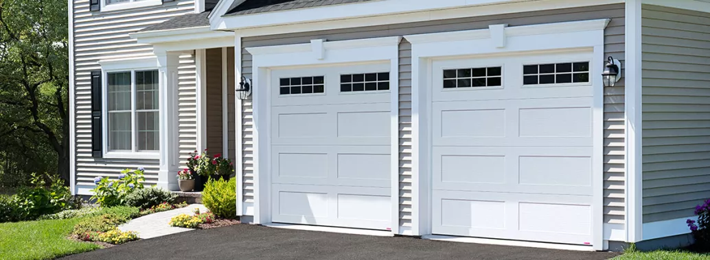 Shaker XL, 9’ x 8’, Ice White, 8 lite Orion windows