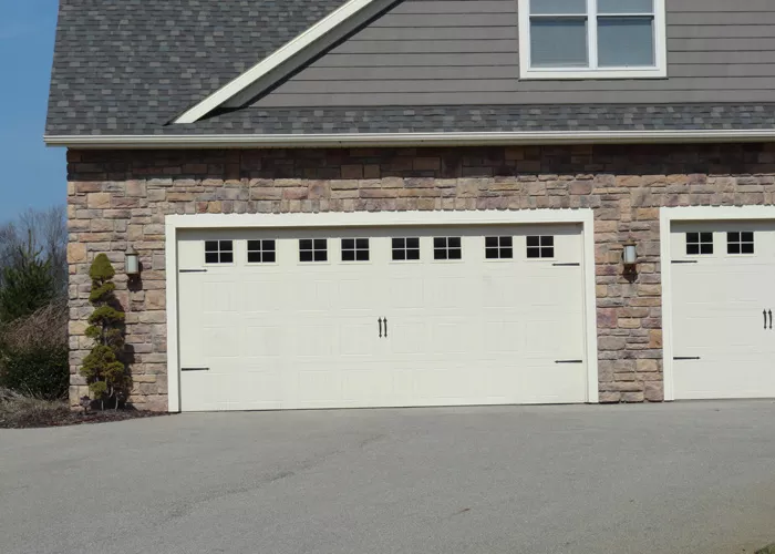 Wayne Dalton #9600 Sonoma panel style with decorative hardware, Stockton