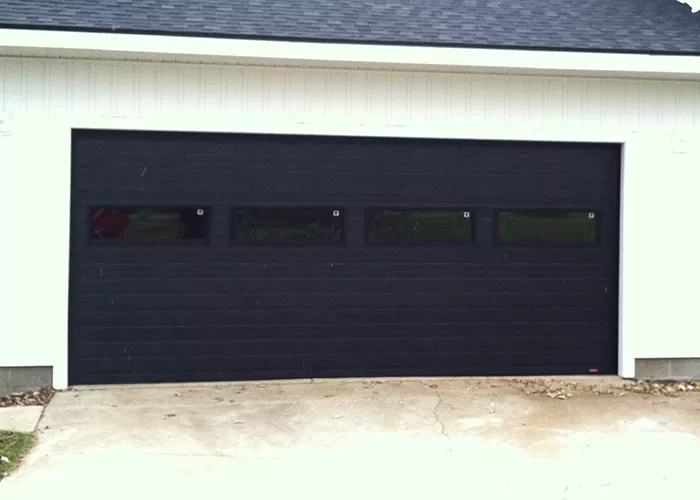 Standard+ Grooved, Black, 16' x 7', Clear windows